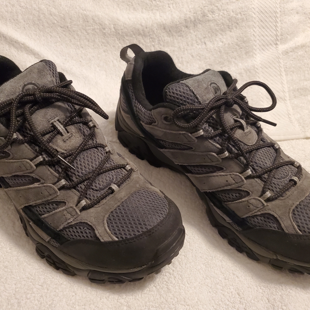 Merrell MOAB II Hiking Shoes, Size 13, Near New Condition.